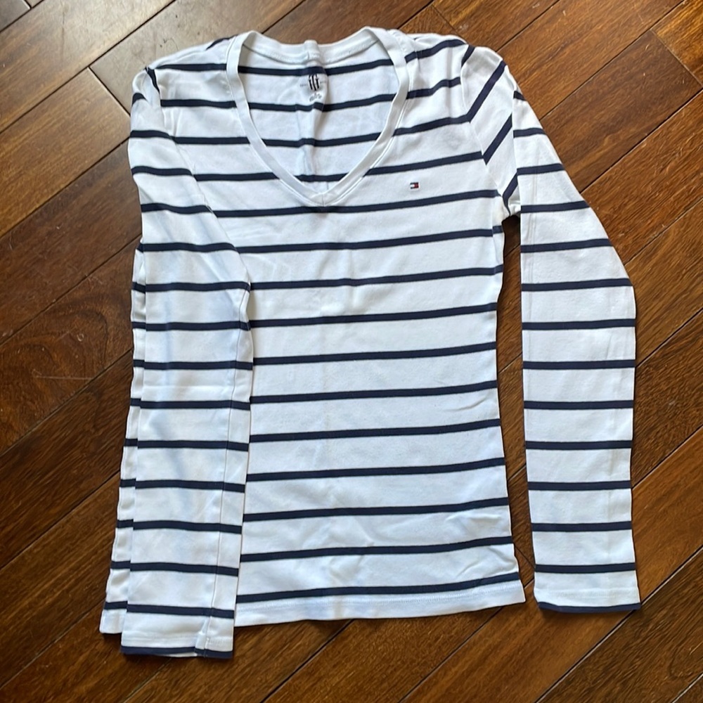Tommy Hilfiger tee